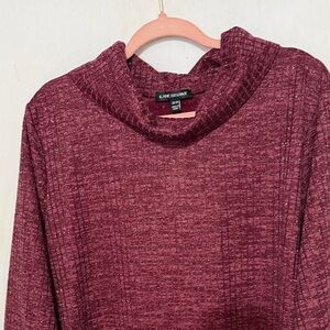 Lane Bryant Women's Maroon Cowl Neck Sweater, Size 26/28, NWT, MAKE AN OFFER!!!